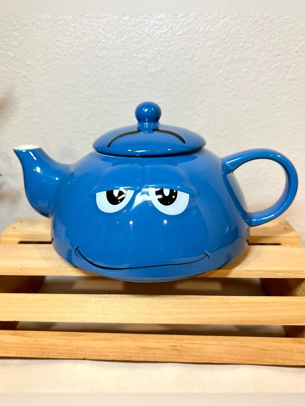 ☀️2/$20 Blue M&Ms World Teapot w Lid | Grumpy Tired Face | No Cup | EUC